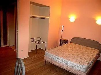Hotel Logis Les Deux Rivieres