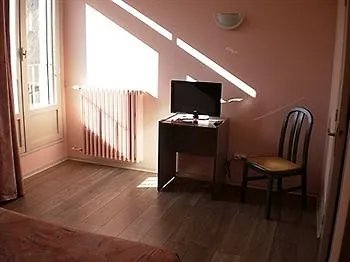 Hotel Logis Les Deux Rivieres